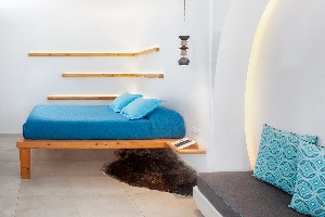 Honeymoon Suite Caldera View