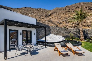 Suite (SeaView, Private Pool  Honeymooners)