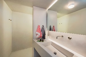 Infinity Pool Suite Seaview