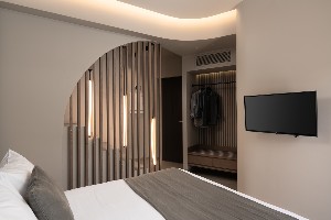 Superior Suite W. heated pool & Sea view