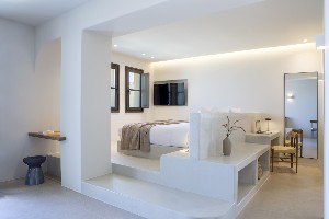 Superior Suite with Heated Plunge Pool