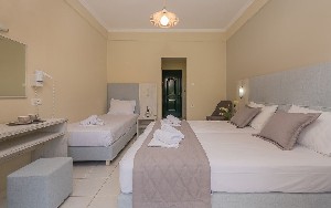 Triple Comfort Studio