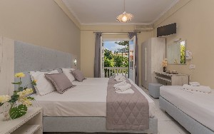 Triple Comfort Studio