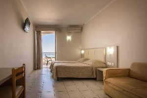 Hotel CAPTAINS COMMODORE wakacje