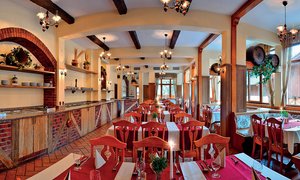Hotel WELLNESS REZYDENCJA DRUŽBA wakacje
