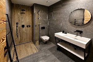 Hotel OVRUČ wakacje