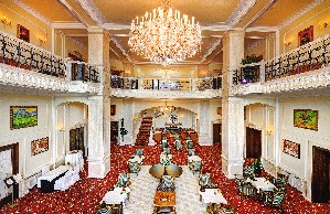 Hotel GRANDHOTEL PRAHA wakacje