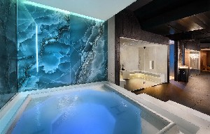 Hotel LAKE GARDEN TATRALANDIA wakacje