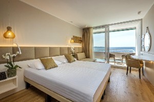 Triple Superior Room (SeaView, Balcony)