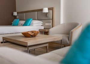 Double/Twin Superior Room (Balcony)