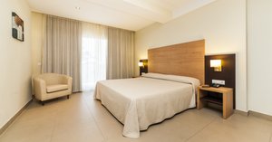 Hotel GLOBALES PLAYA ESTEPONA wakacje