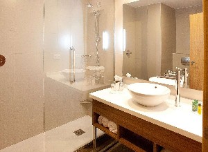 Hotel HILTON GARDEN INN MALAGA wakacje