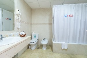 Doble Superior Bathroom