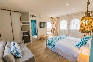 Hotel OCCIDENTAL TORREMOLINOS PLAYA (EX SMY) wakacje