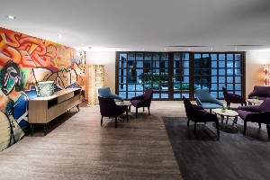 Hotel CATALONIA AVINYO wakacje