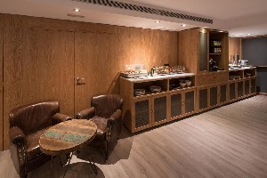 Hotel CATALONIA BORN wakacje