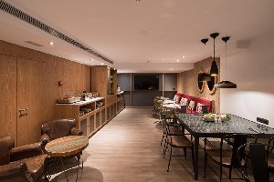 Hotel CATALONIA BORN wakacje