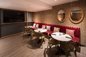 Hotel CATALONIA BORN wakacje