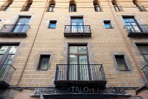 Hotel CATALONIA BORN wakacje