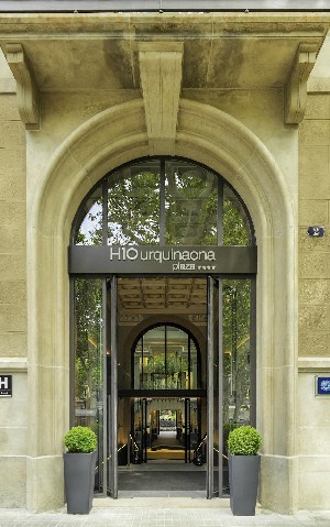 Hotel H10 URQUINAONA PLAZA wakacje