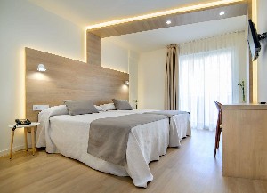 Hotel CARLOS I BENIDORM wakacje