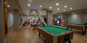 Interior miscellaneous