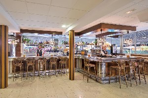 bar