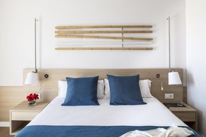 Hotel AQUA HOTEL ONABRAVA AND SPA wakacje