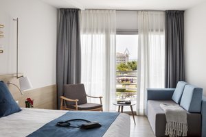 Hotel AQUA HOTEL ONABRAVA AND SPA wakacje