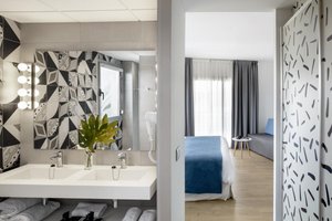 Hotel AQUA HOTEL ONABRAVA AND SPA wakacje