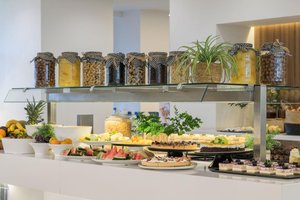 Hotel EUROSALOU wakacje
