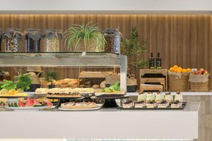 Hotel EUROSALOU wakacje