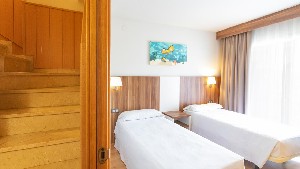 Hotel GOLDEN AVENIDA FAMILY SUITES wakacje