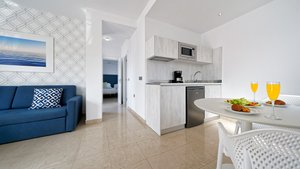 Hotel BRONCEMAR BEACH SUITES wakacje