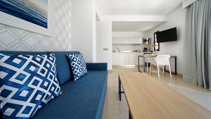 Hotel BRONCEMAR BEACH SUITES wakacje