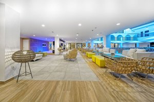 Hotel BRONCEMAR BEACH SUITES wakacje