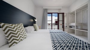 Hotel BRONCEMAR BEACH SUITES wakacje