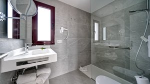 Hotel BRONCEMAR BEACH SUITES wakacje