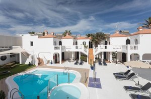 Hotel APARTAMENTOS LIVVO GALERA BEACH wakacje