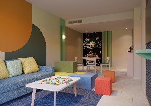 Render Premier Kid suite Terrace( Connected)