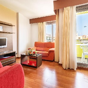 Hotel LIVVO CORRALEJO BEACH wakacje