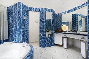 Hotel LIVVO RISCO DEL GATO SUITES HOTEL wakacje