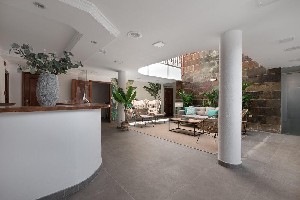 Hotel COTILLO HOUSE wakacje