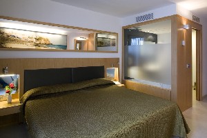 Hotel R2 BAHIA PLAYA DESIGN HOTEL & SPA wakacje