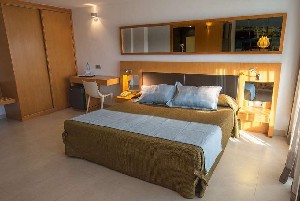 Hotel R2 BAHIA PLAYA DESIGN HOTEL & SPA wakacje