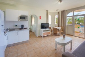 Hotel MONTE FELIZ - POWERED BY PLAYITAS wakacje