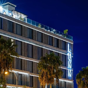 Hotel LIVVO LUMM wakacje