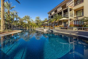 Unique Pool