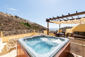 Two bedrooms with jacuzzi