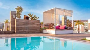 rooftop pool
